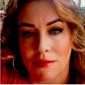 Meet your Posher, Senta